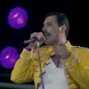 Queen Wembley 1986 Source