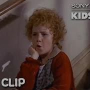 Annie 1982 It S The Hard Knock Life Full Clip Sony Pictures Kids Zone Withme Sony Pictures Kids Zone